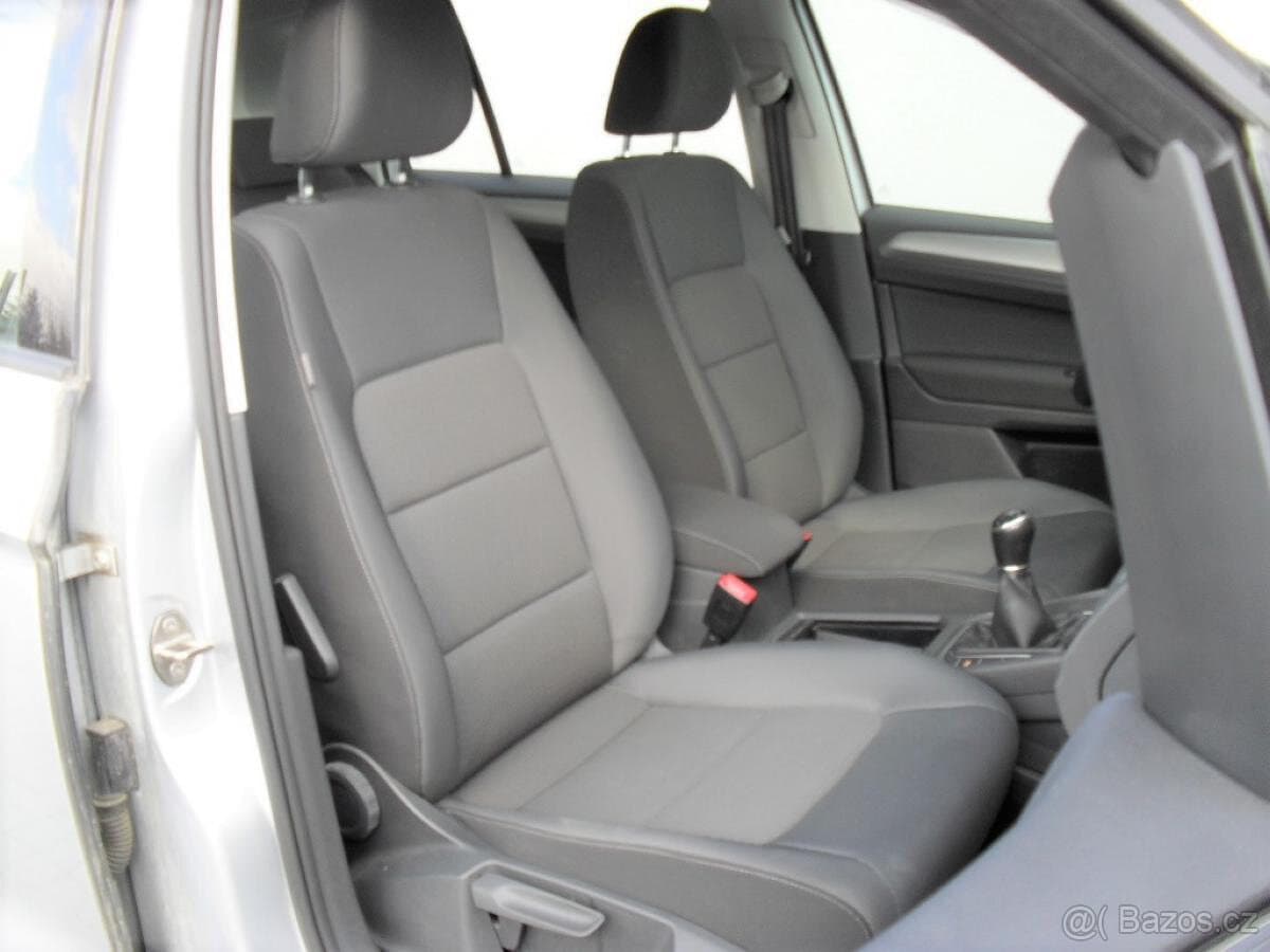2016 Volkswagen GOLF - 16