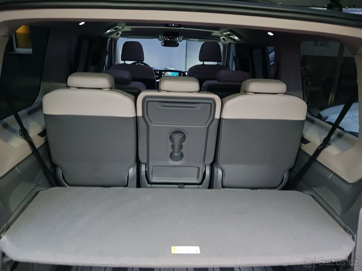 2023 Volkswagen MULTIVAN - 16