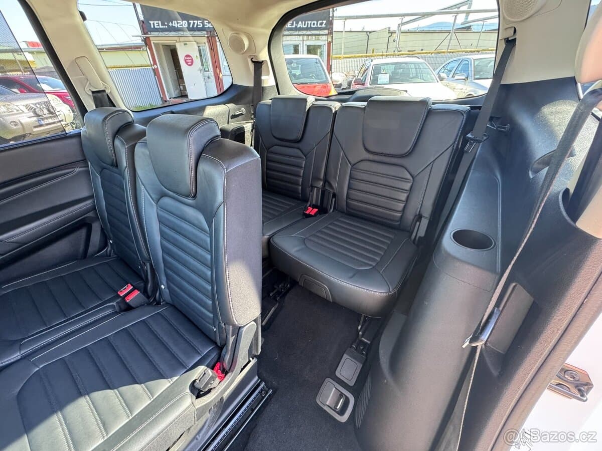 2016 Ford GALAXY - 16