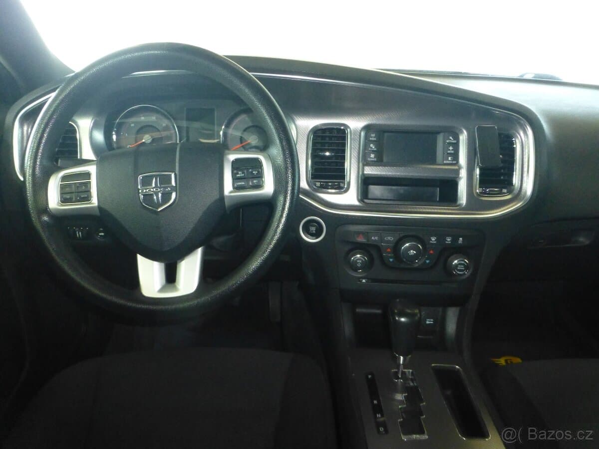 2013 Dodge CHARGER - 16