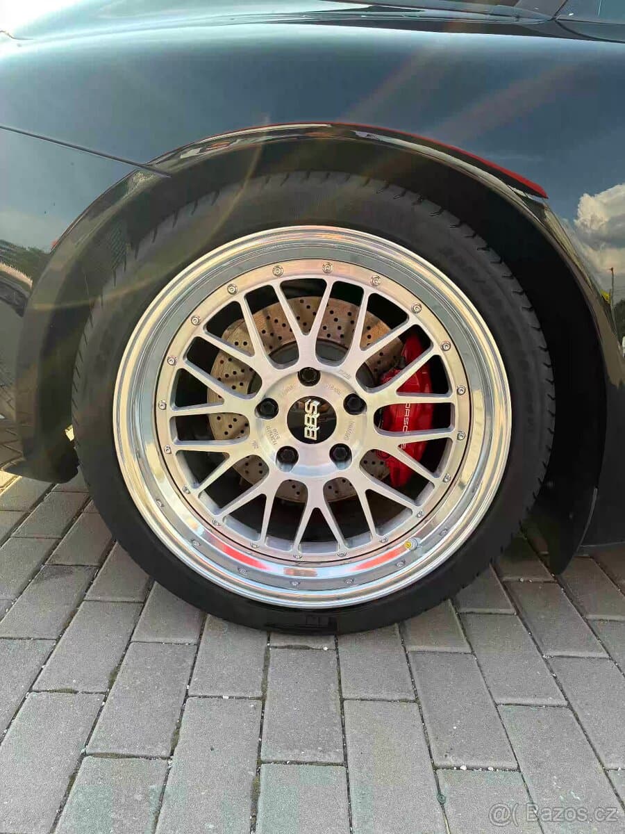 Porsche 911 - 16