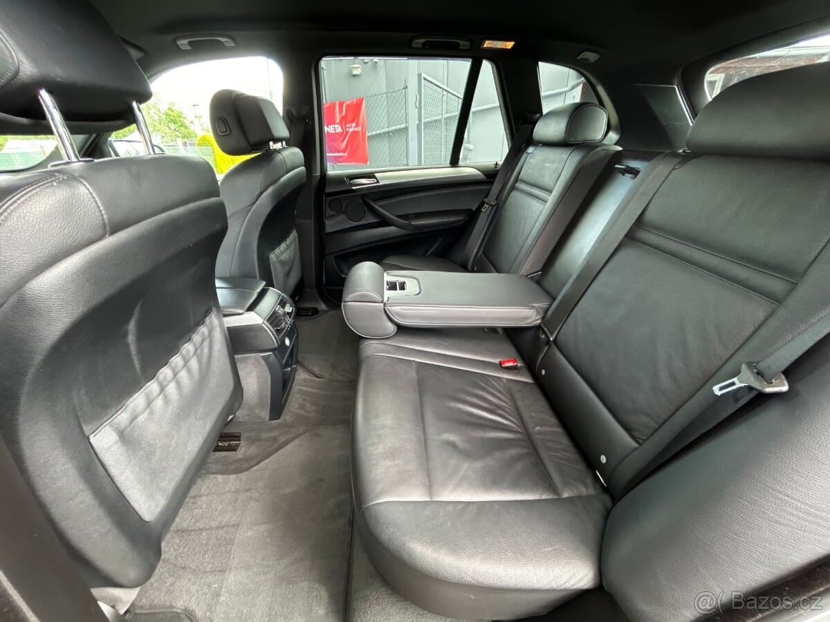 2009 BMW X5 - 16