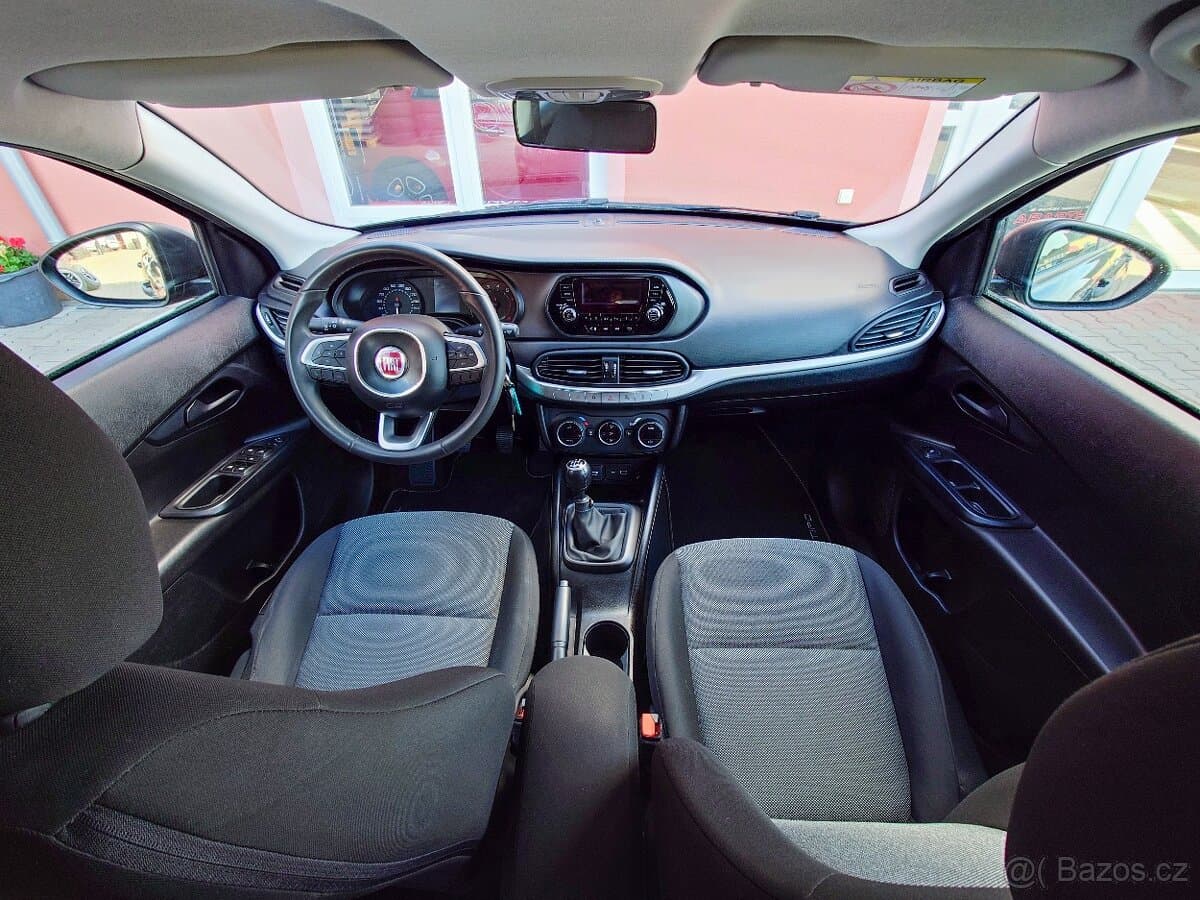 2020 Fiat TIPO - 16