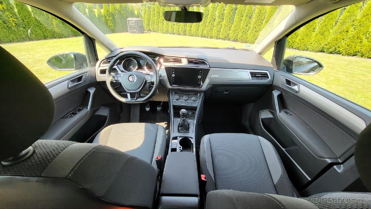 2017 Volkswagen TOURAN - 16