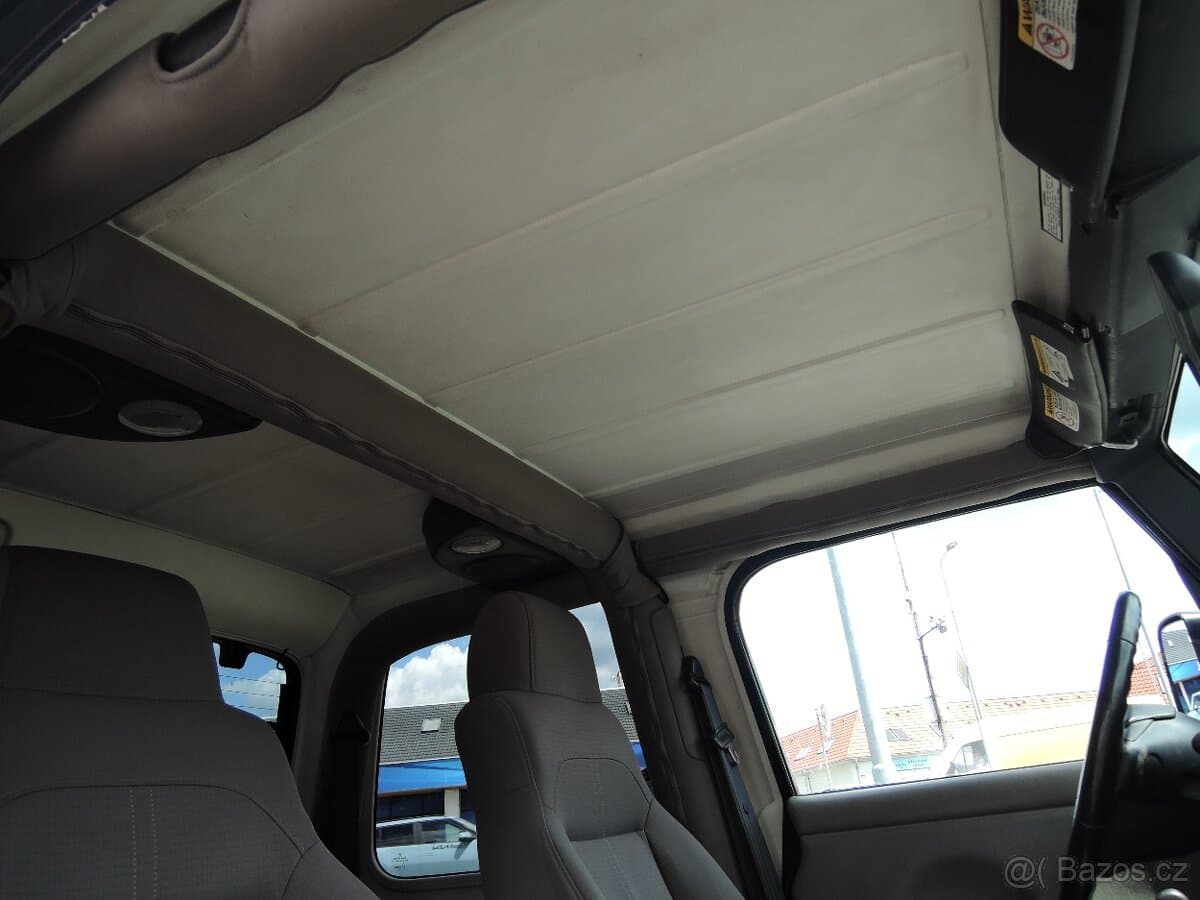 2003 Jeep WRANGLER - 16