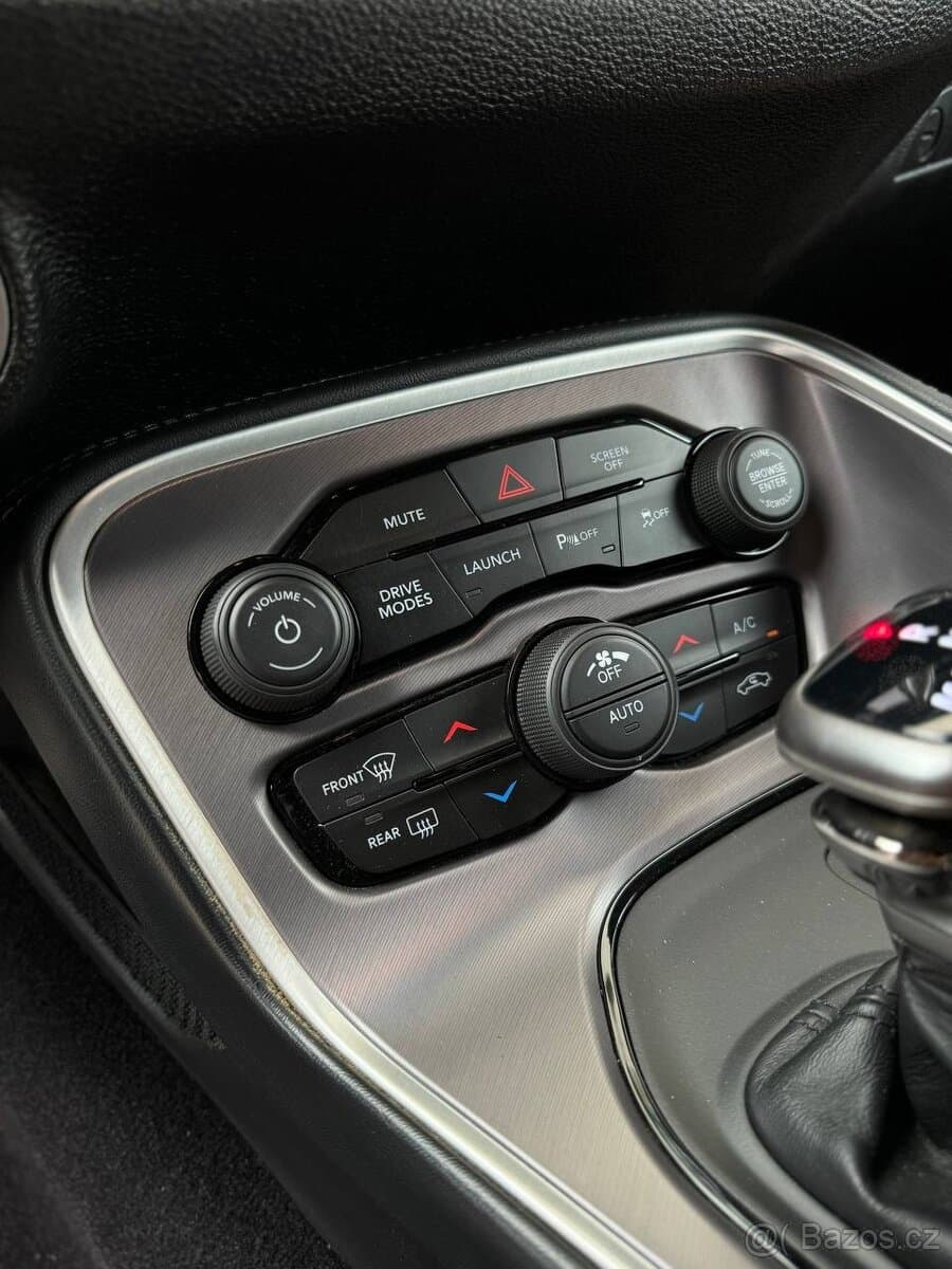 2021 Dodge CHALLENGER - 16