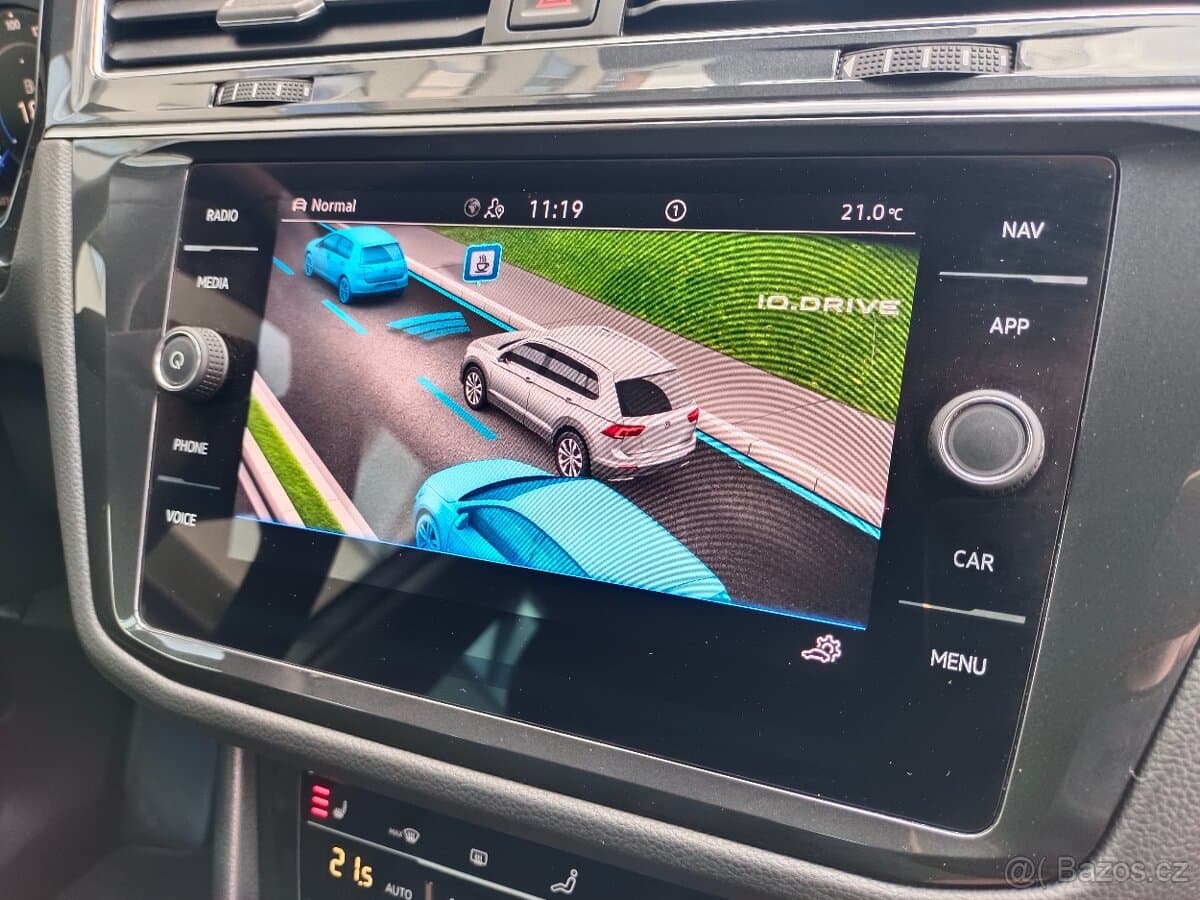 2022 Volkswagen TIGUAN - 16