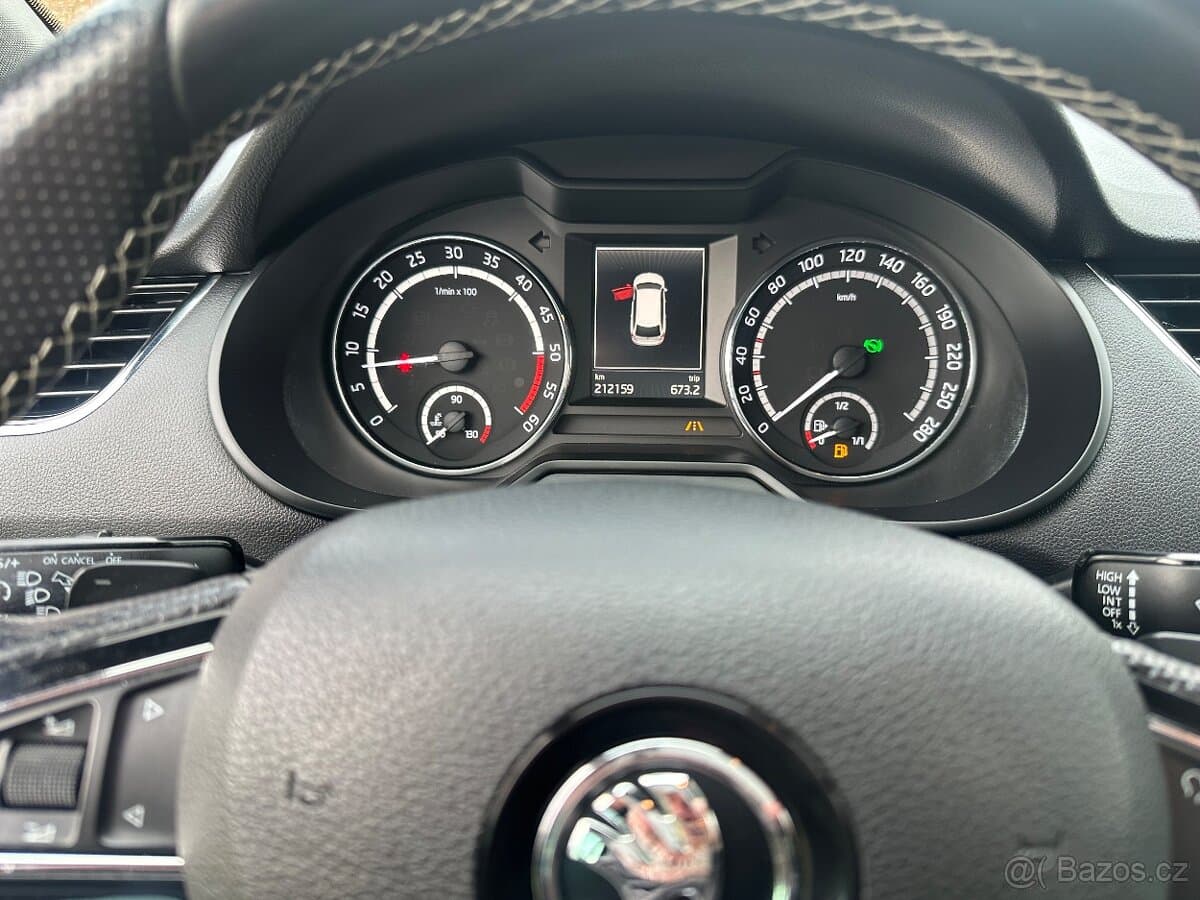 2014 Škoda OCTAVIA - 16