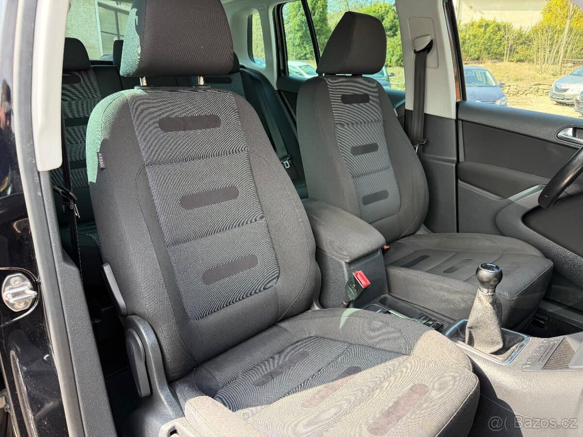 2009 Volkswagen TIGUAN - 16