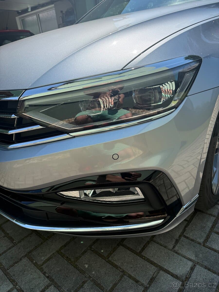 2023 Volkswagen PASSAT - 16