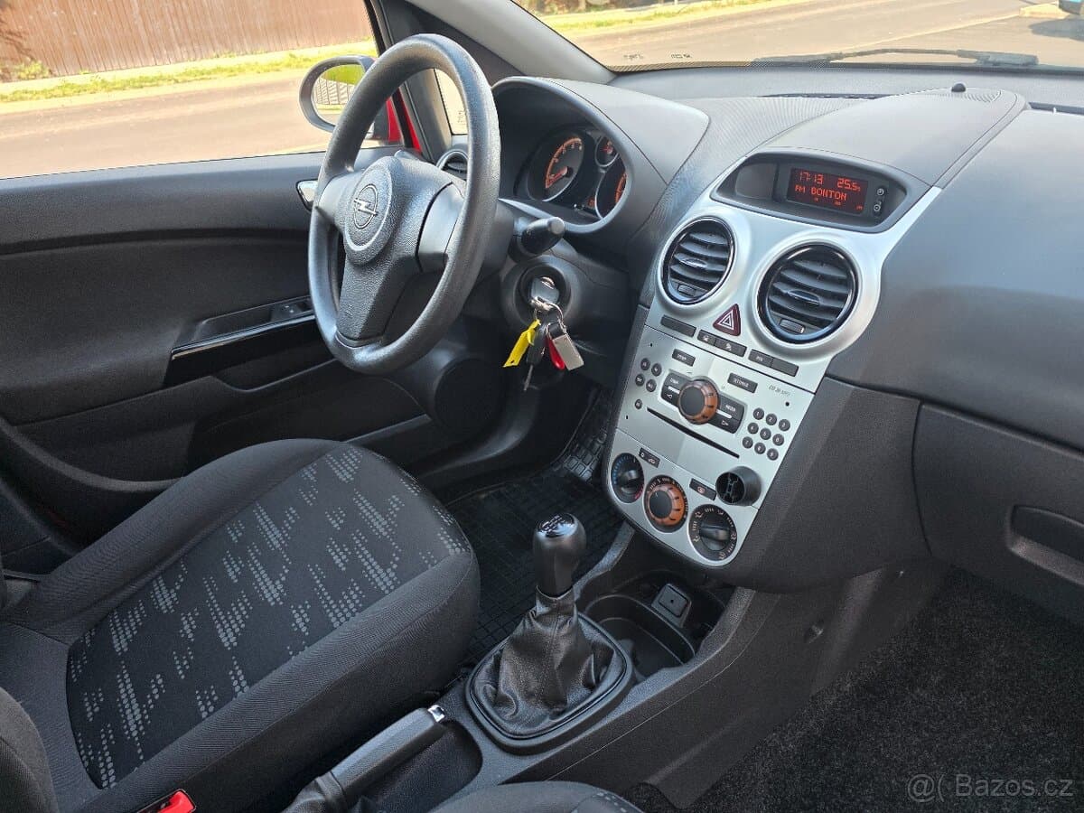 2014 Opel CORSA - 16
