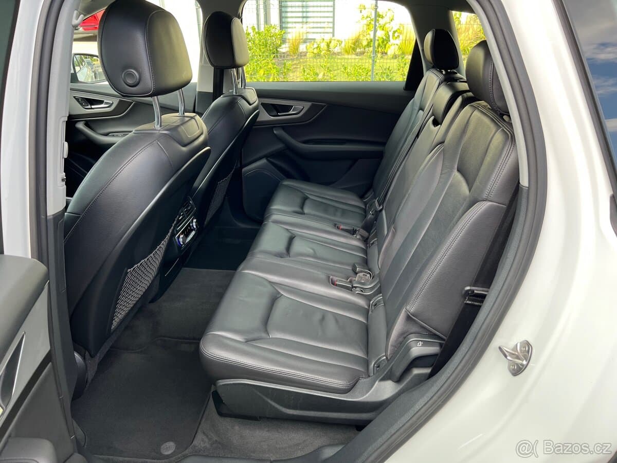 2016 Audi Q7 - 16