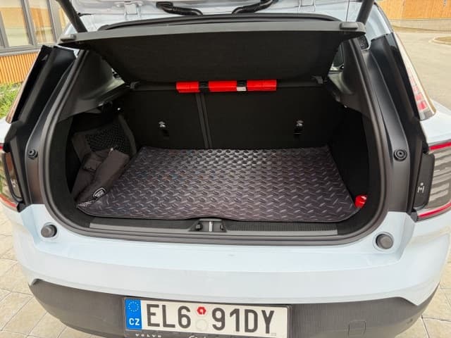 2025 Volvo OSTATNÍ - 16