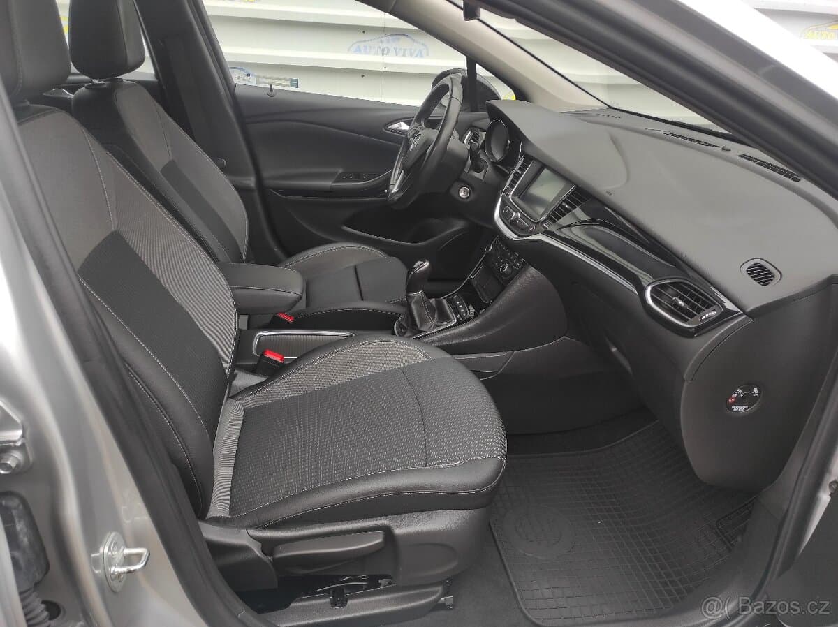 2022 Opel ASTRA - 16