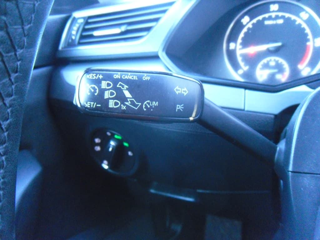 2018 Škoda SUPERB - 16