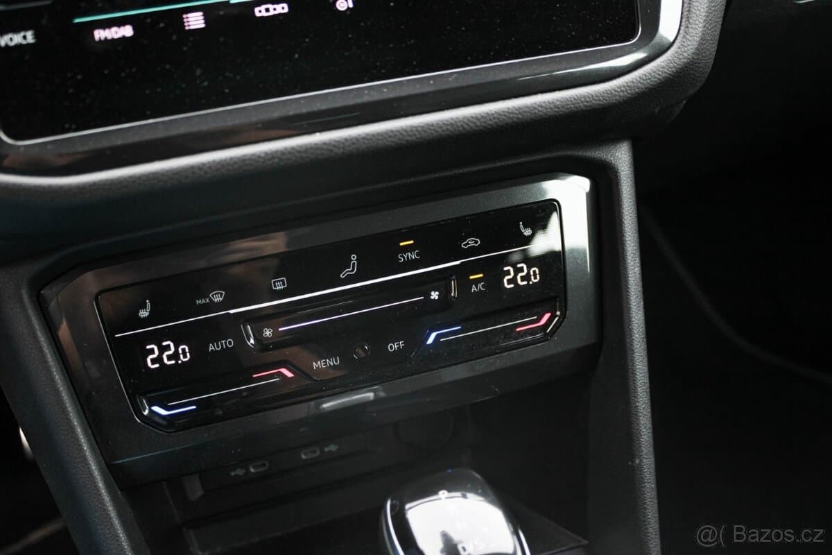 2023 Volkswagen TIGUAN - 16