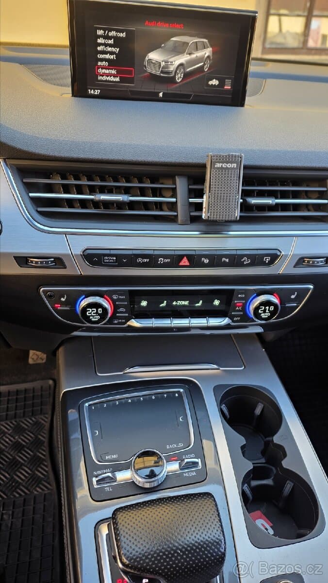 2015 Audi Q7 - 16
