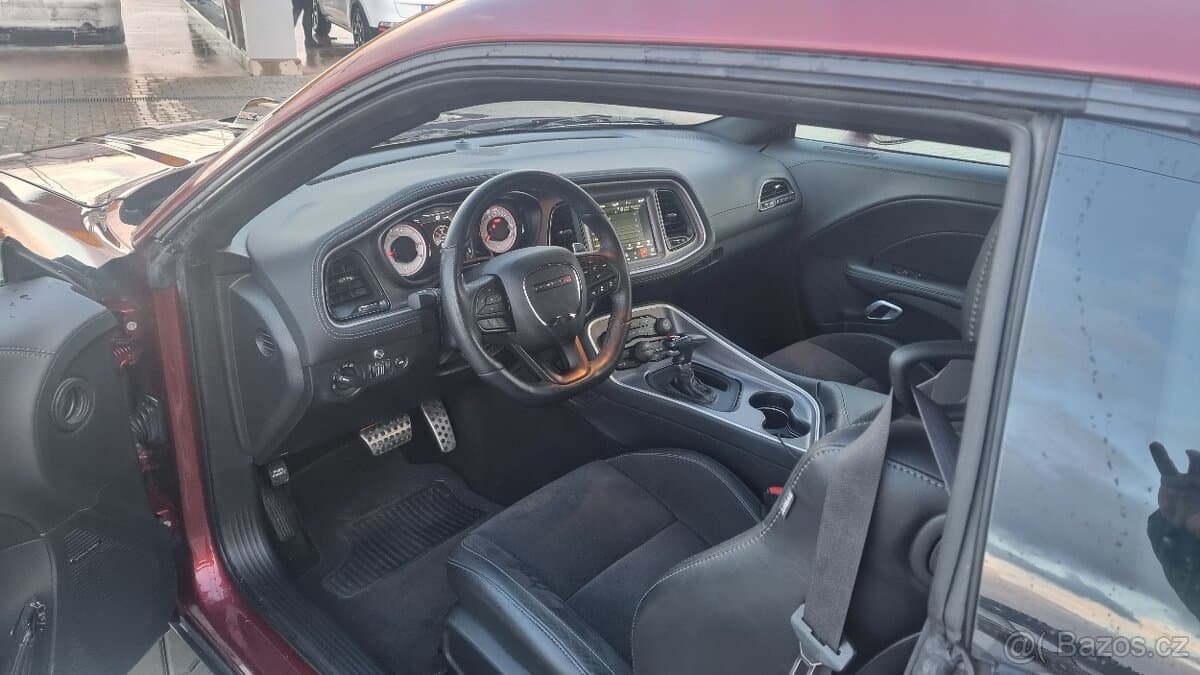 2022 Dodge CHALLENGER - 16