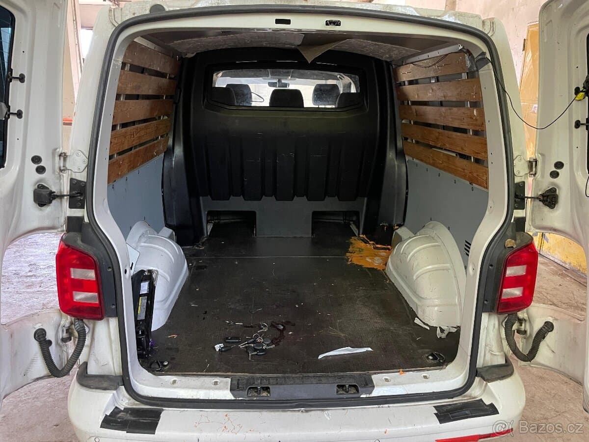 2016 Volkswagen TRANSPORTER - 16