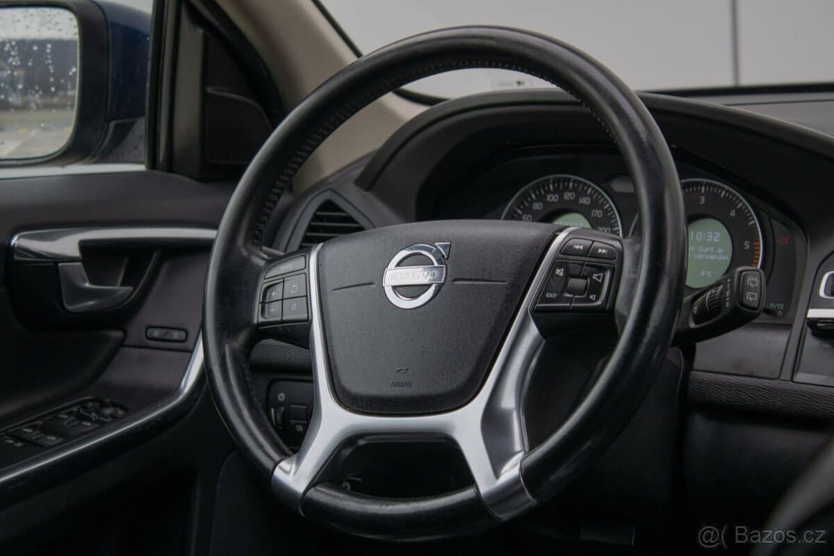2012 Volvo XC60 - 16