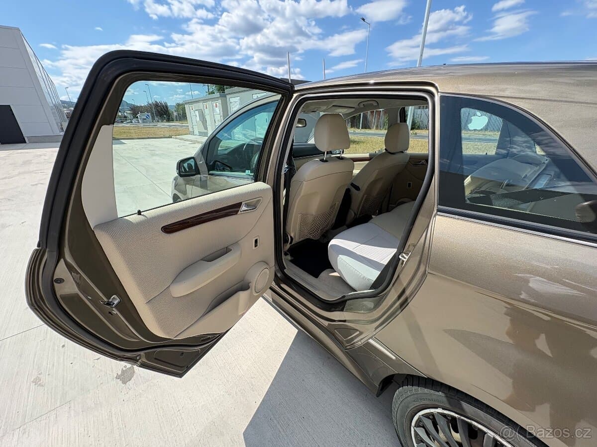 2011 Mercedes-Benz OSTATNÍ - 16