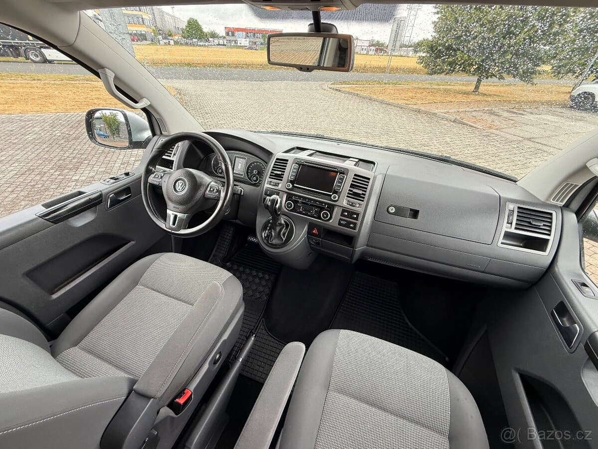 2013 Volkswagen CARAVELLE - 16