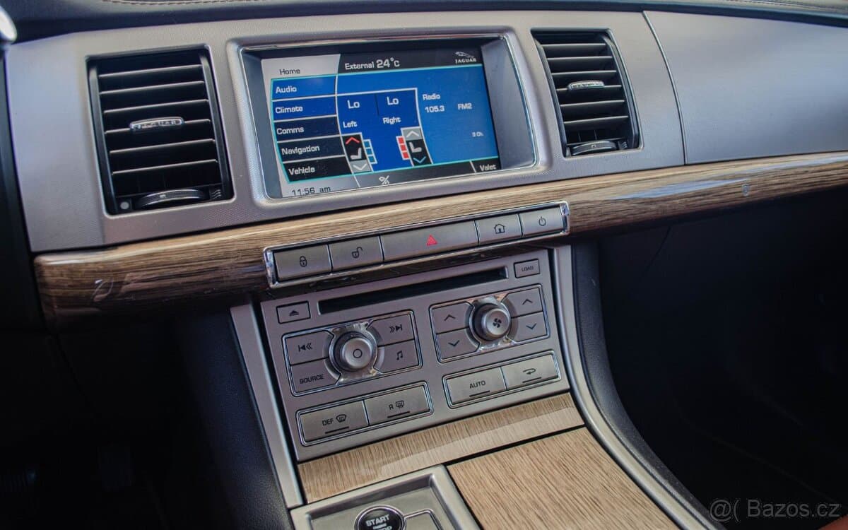 2008 Jaguar XF - 16