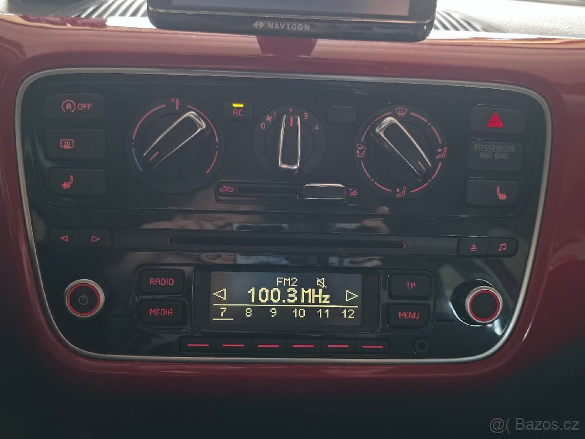 2012 Volkswagen UP! - 16