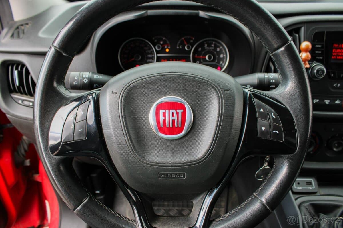 2017 Fiat DOBLO - 16