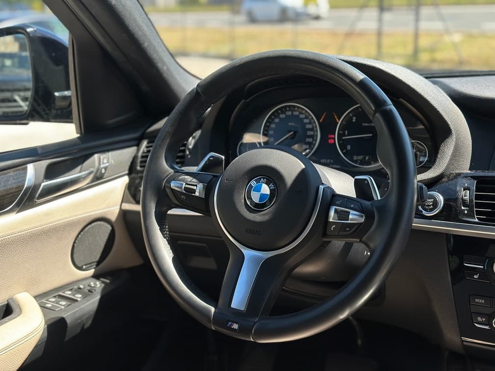 2016 BMW X4 - 16