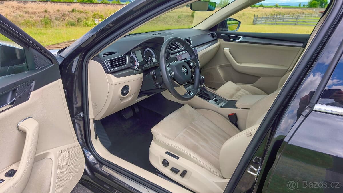 2021 Škoda SUPERB - 16