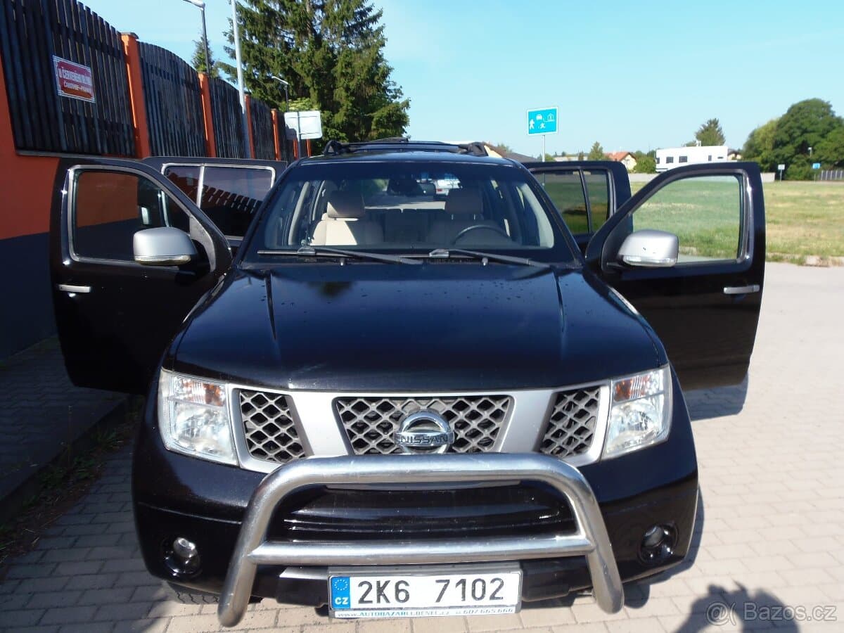 2009 Nissan PATHFINDER - 16