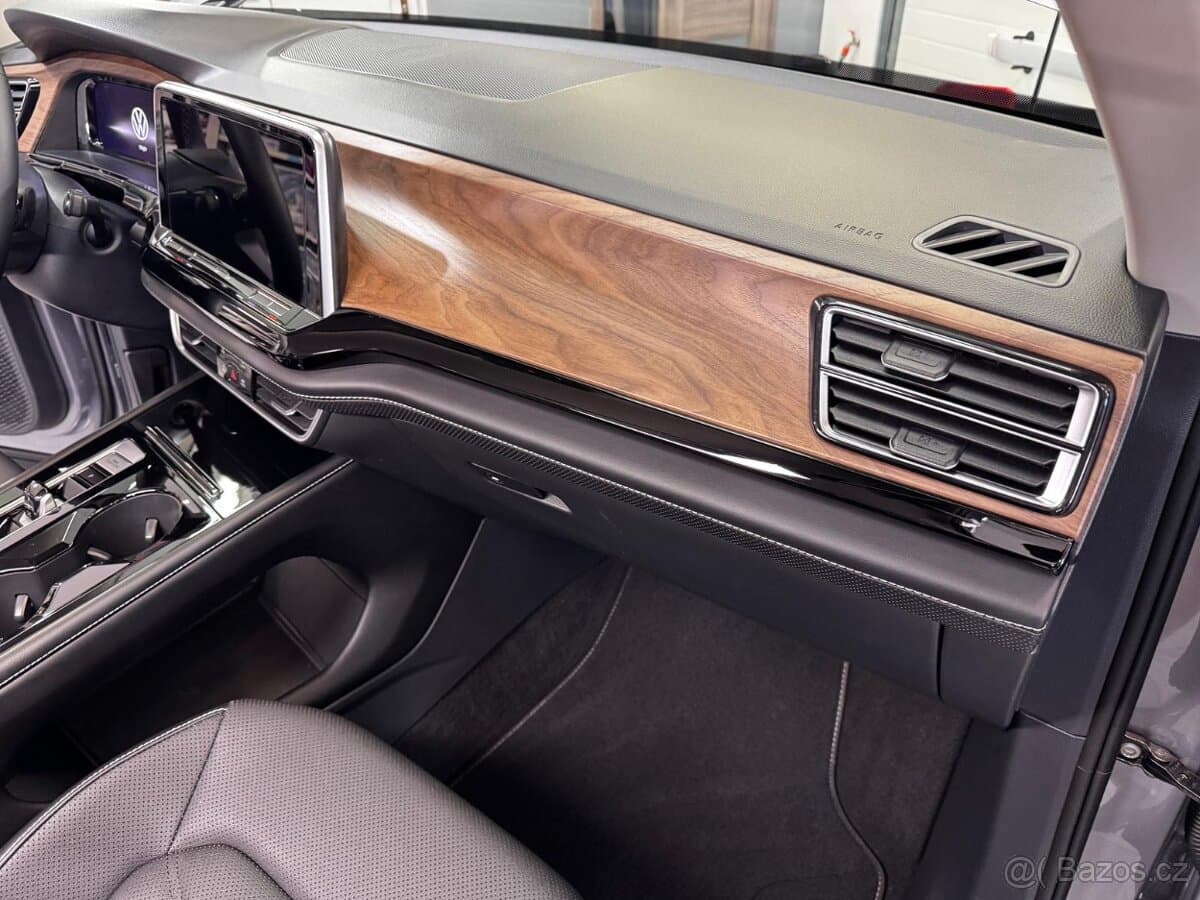 2024 Volkswagen ATLAS - 16