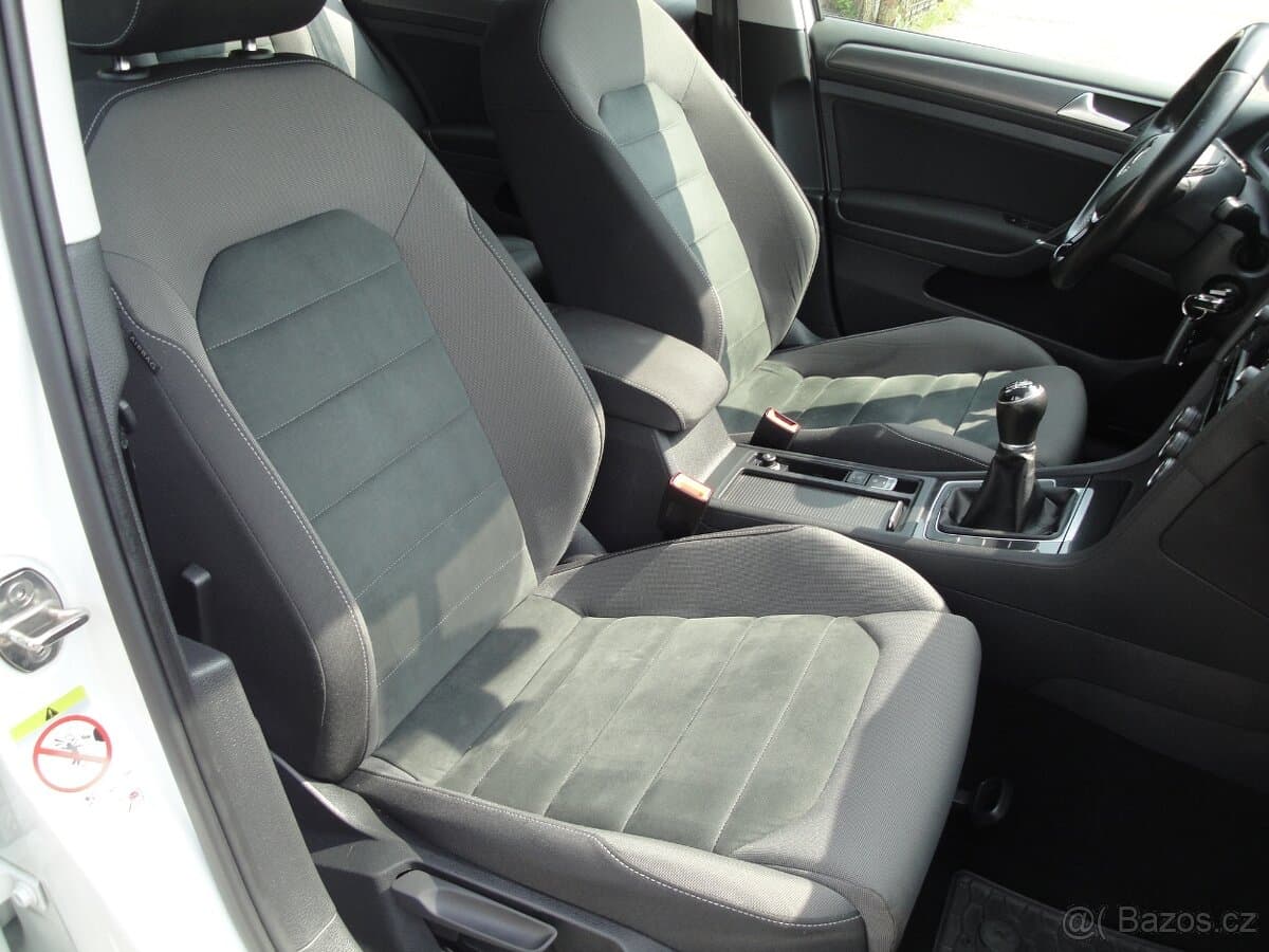 2019 Volkswagen GOLF - 16