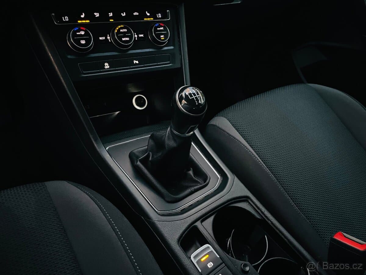 2016 Volkswagen TOURAN - 16