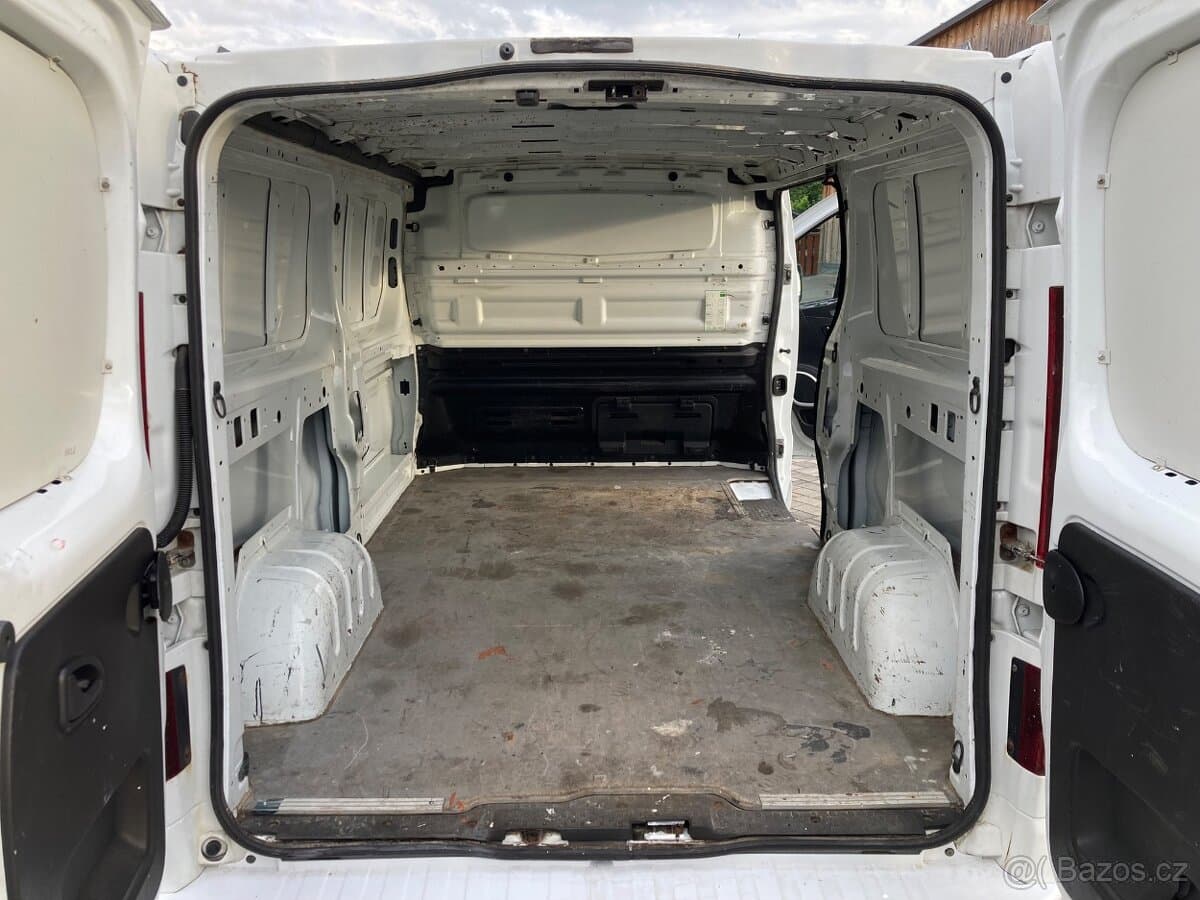 2015 Opel VIVARO - 16