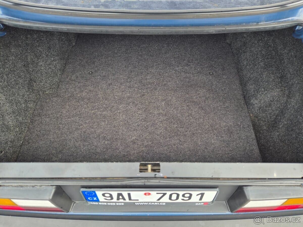 1990 Saab 90 - 16