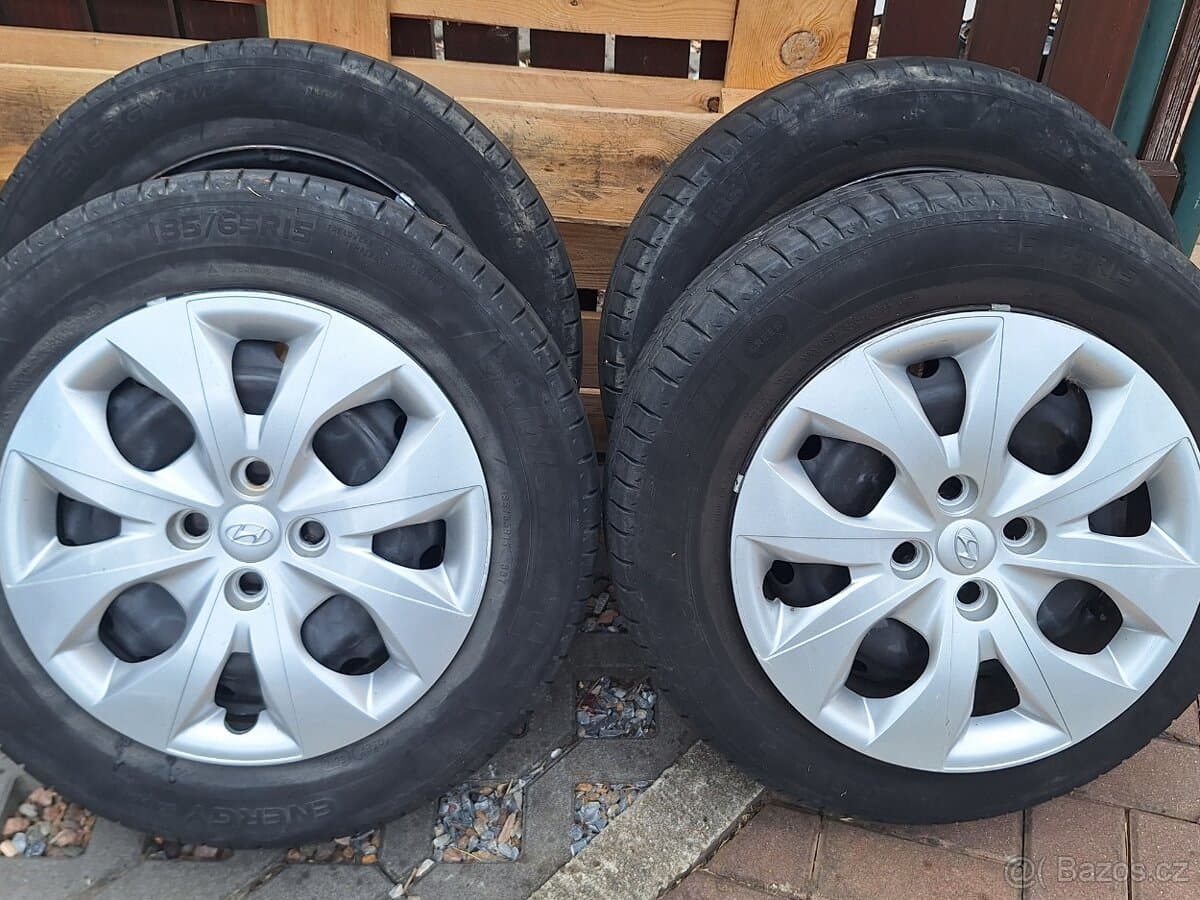 2017 Hyundai i20 - 16