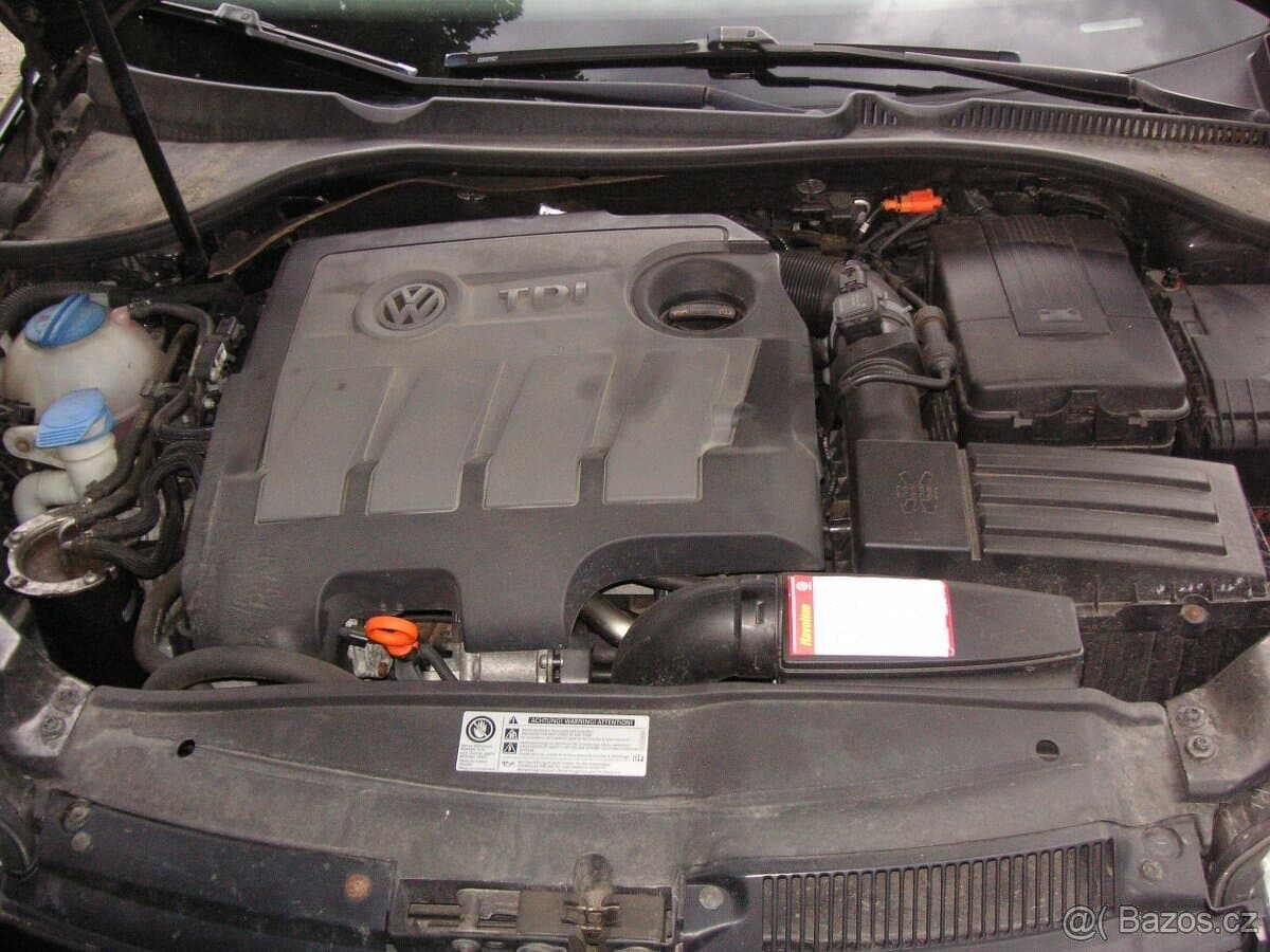 2013 Volkswagen GOLF - 16