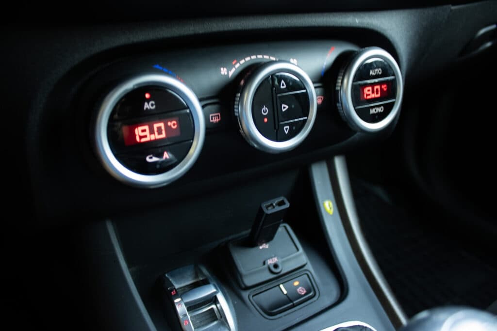 2015 Alfa Romeo GIULIETTA - 16