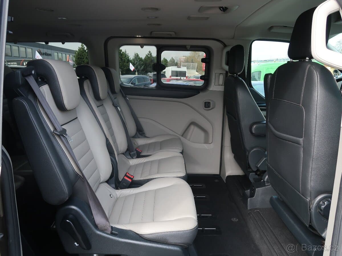 2019 Ford TOURNEO - 16