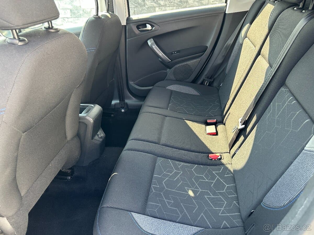 2019 Peugeot 2008 - 16