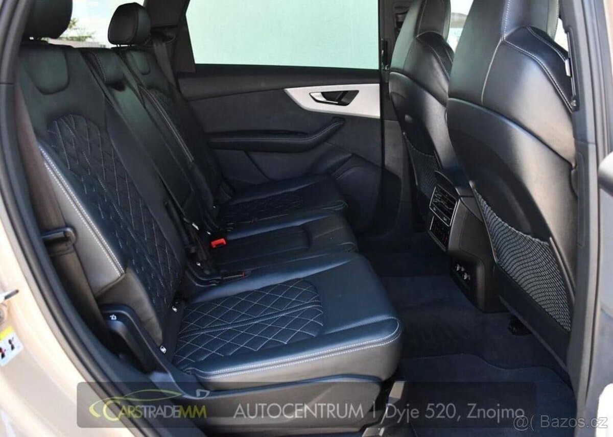 2024 Audi SQ7 - 16