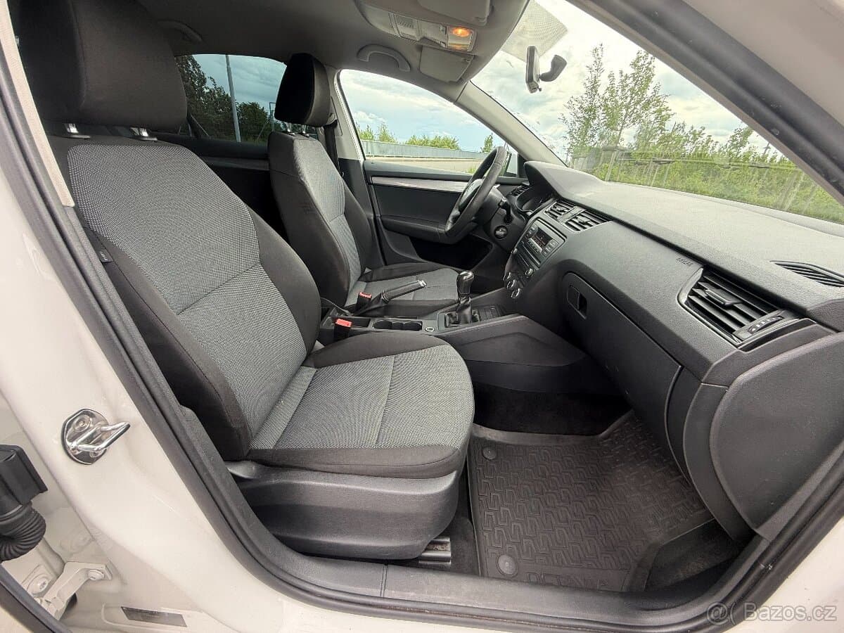 2014 Škoda OCTAVIA - 16
