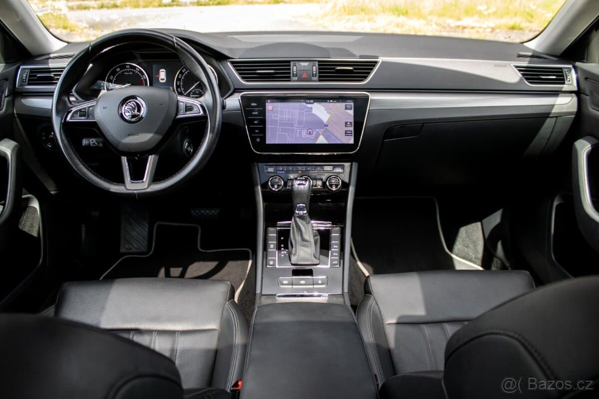 2018 Škoda SUPERB - 16