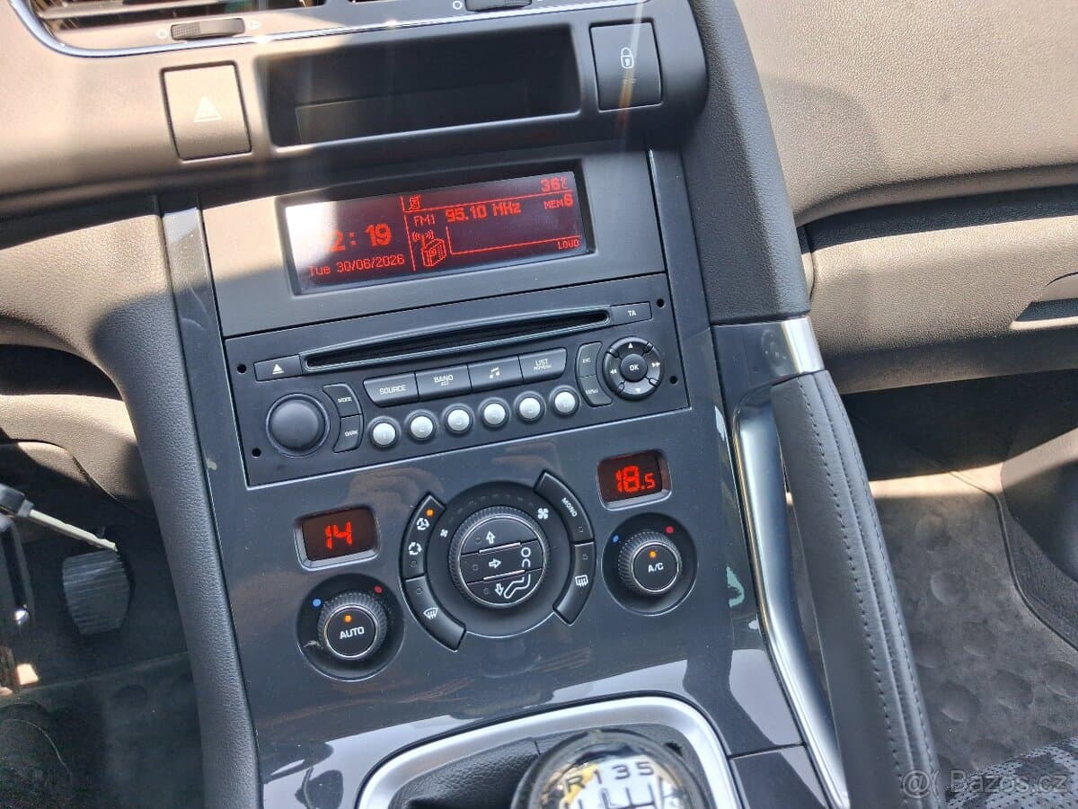 2013 Peugeot 3008 - 16
