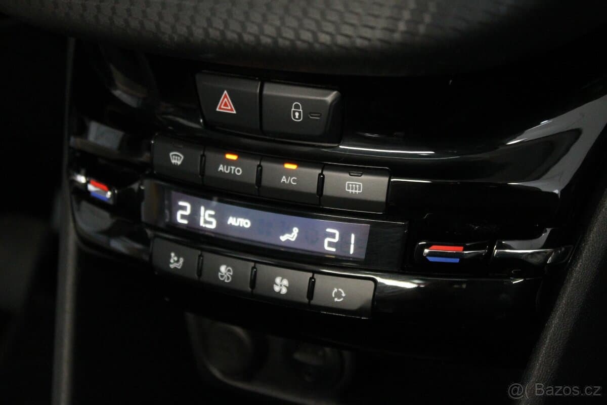 2016 Peugeot 2008 - 16