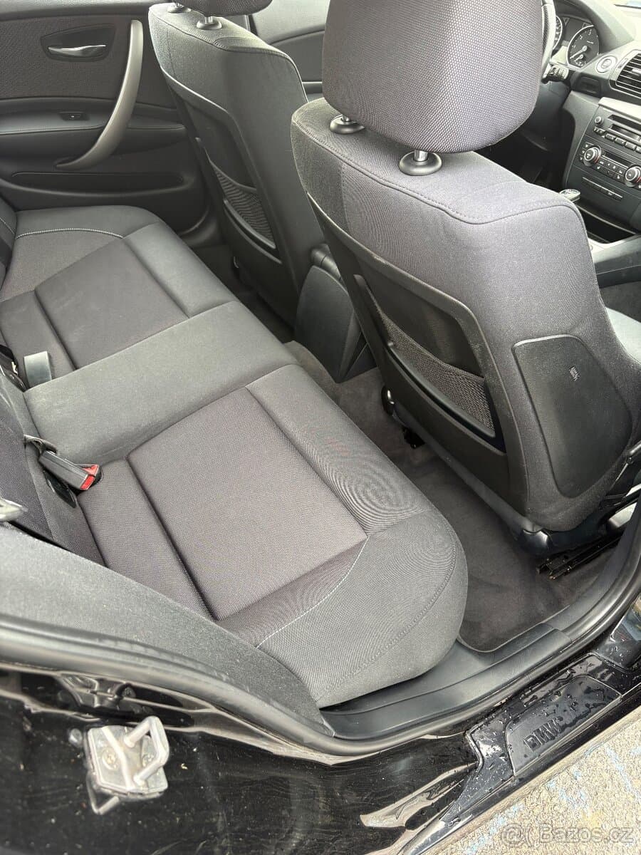 2011 BMW 1-SERIES - 16
