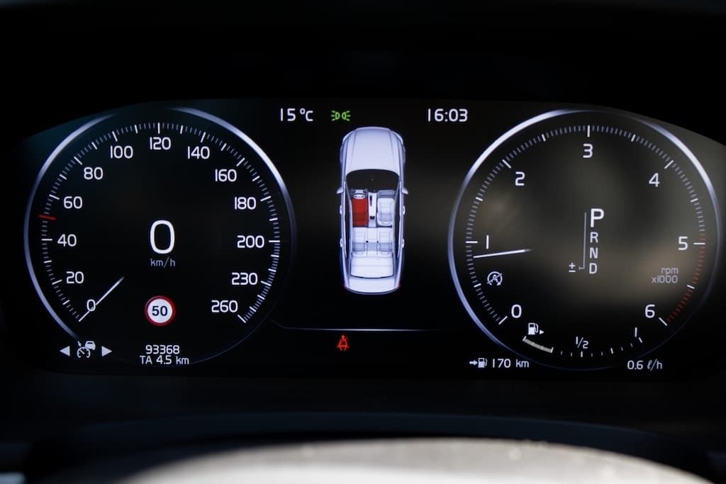 2019 Volvo S90 - 16