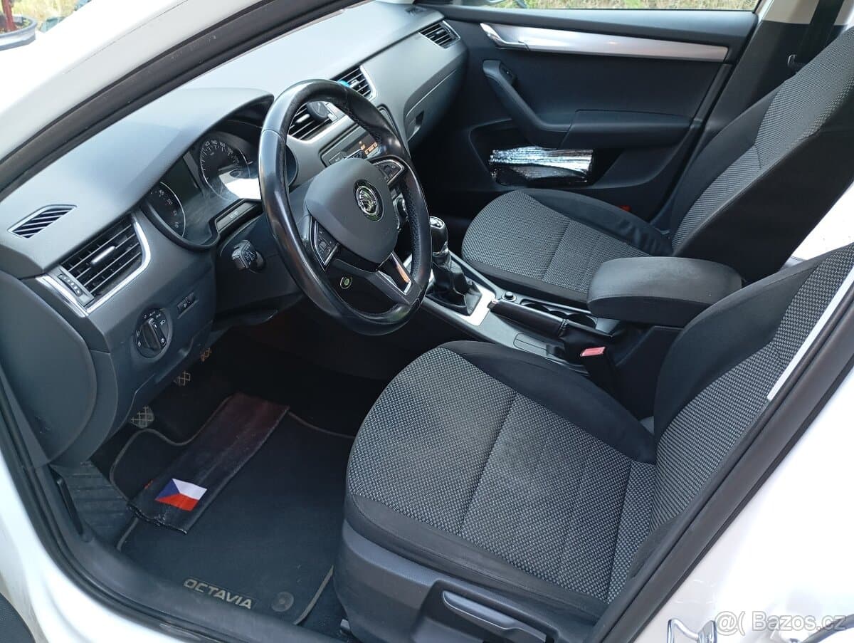 2014 Škoda OCTAVIA - 16